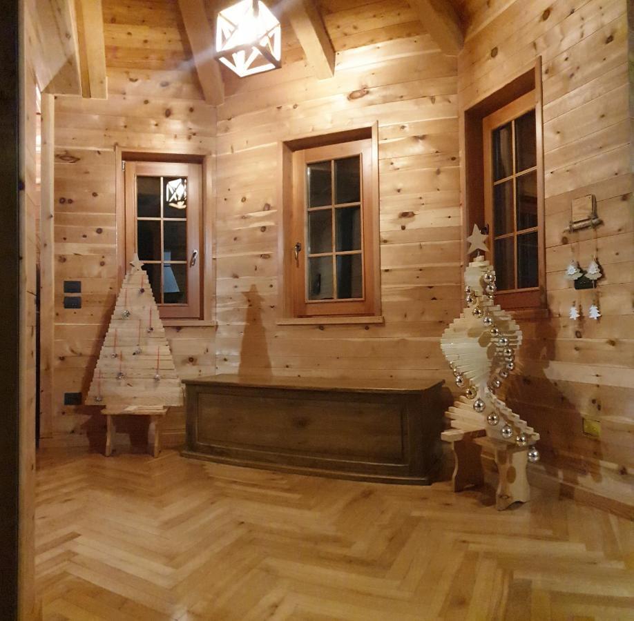 B&B Chalet Il Picchio Varzo Bagian luar foto