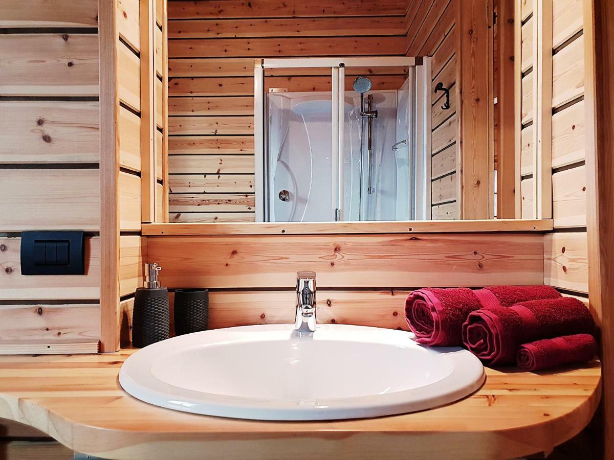 B&B Chalet Il Picchio Varzo Bagian luar foto